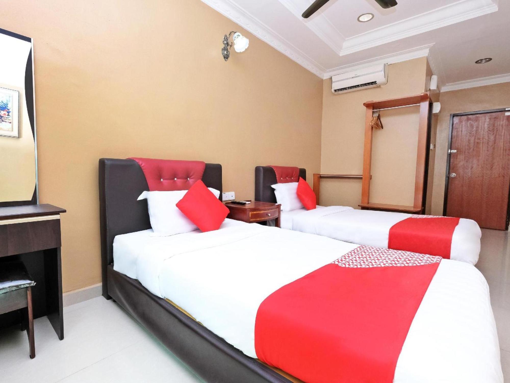 Super Oyo 707 Ayuni Hotel Bangi Eksteriør billede